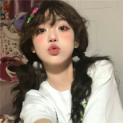 宁波伴游女生卞寄蕾的资料